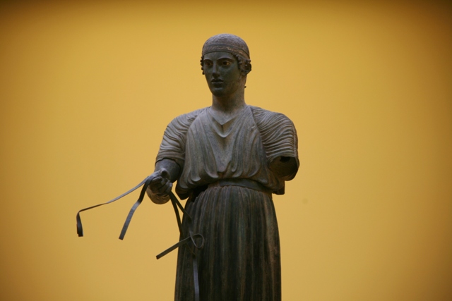 Delphi archaeological museum - Dedicated by Polyzalos of Gela